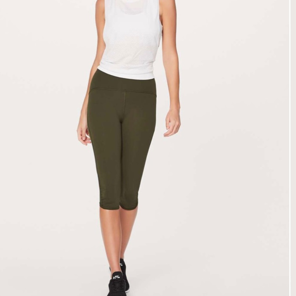 Olive green lululemon cropped leggings